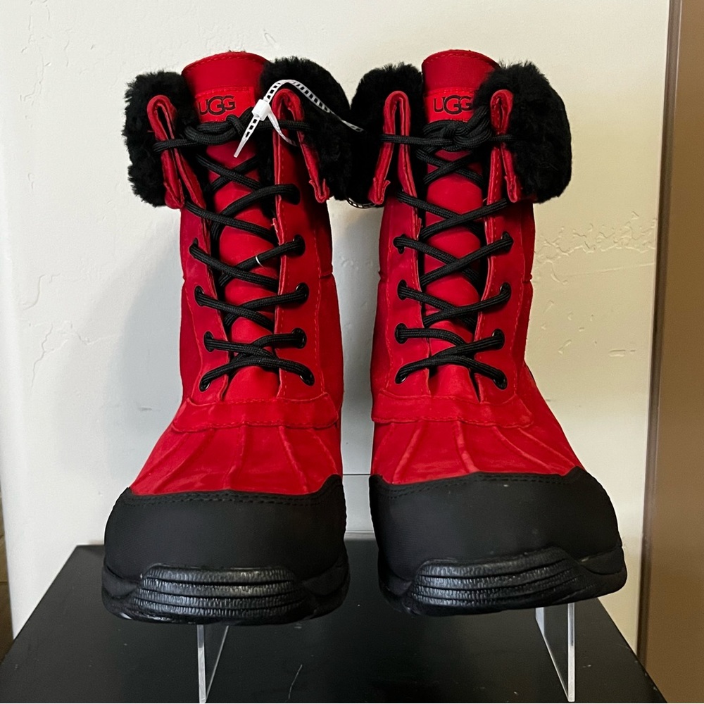UGG Men’s Butte Waterproof Leather Cuffed Winter Snow Boot Samba Red Size 12 New